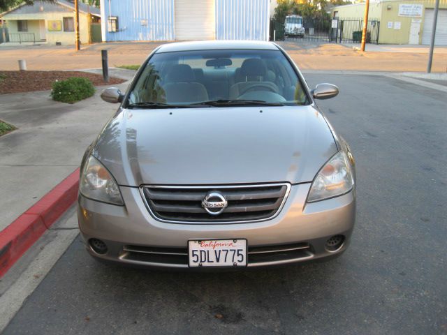 Nissan Altima 2003 photo 4