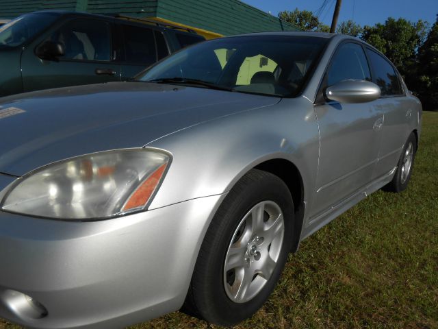 Nissan Altima 2003 photo 2