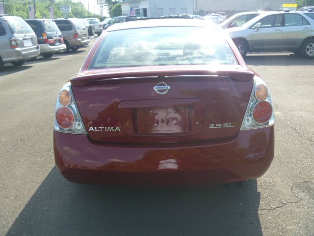 Nissan Altima 2003 photo 16