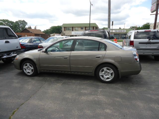 Nissan Altima 2003 photo 1