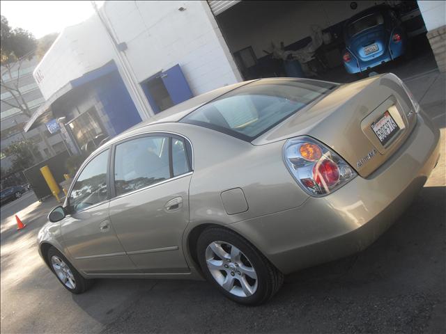 Nissan Altima 2003 photo 1