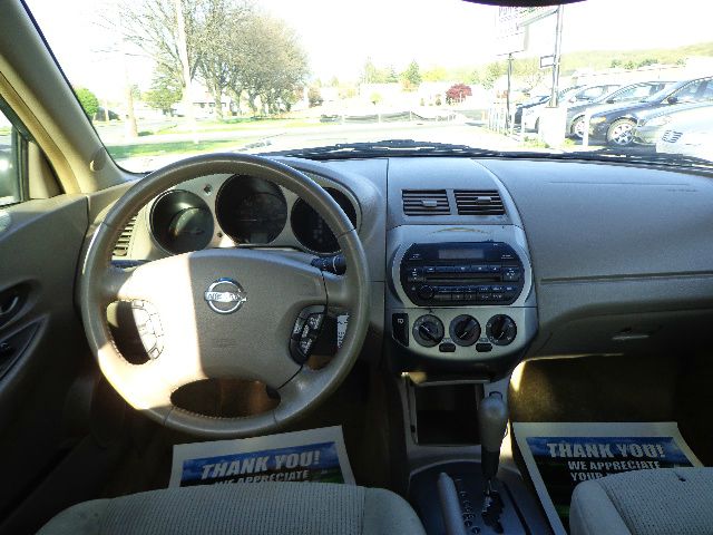 Nissan Altima 2003 photo 11