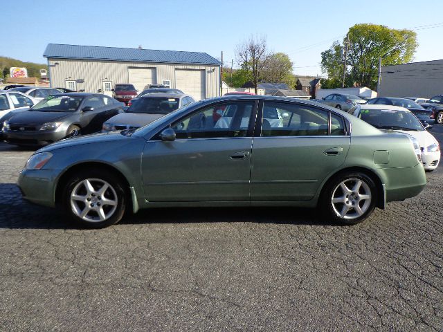 Nissan Altima 2003 photo 17