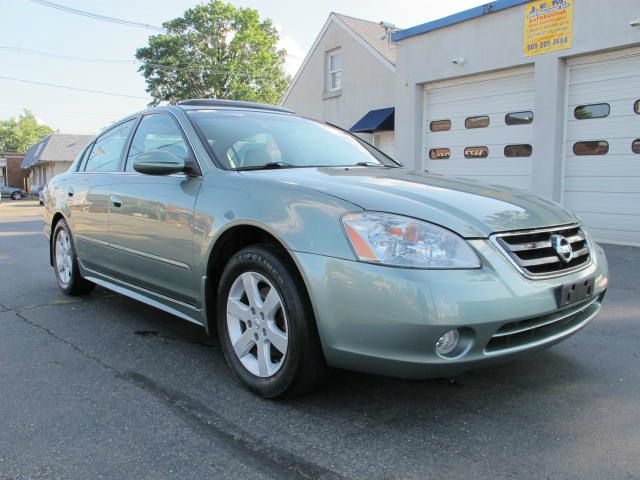 Nissan Altima 2003 photo 1