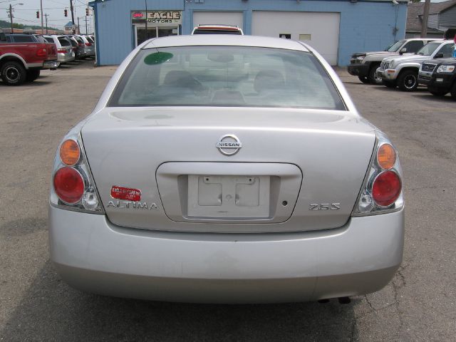 Nissan Altima 2003 photo 5