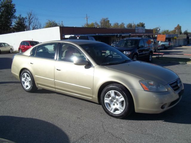 Nissan Altima 2003 photo 1