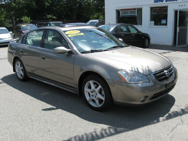 Nissan Altima 2003 photo 2