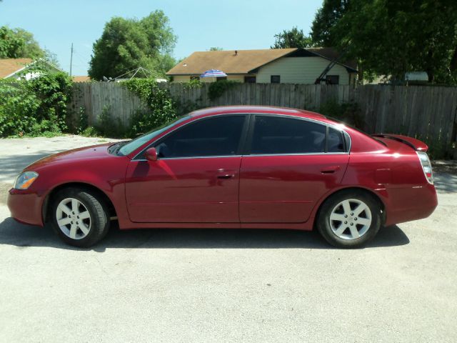 Nissan Altima 2003 photo 4