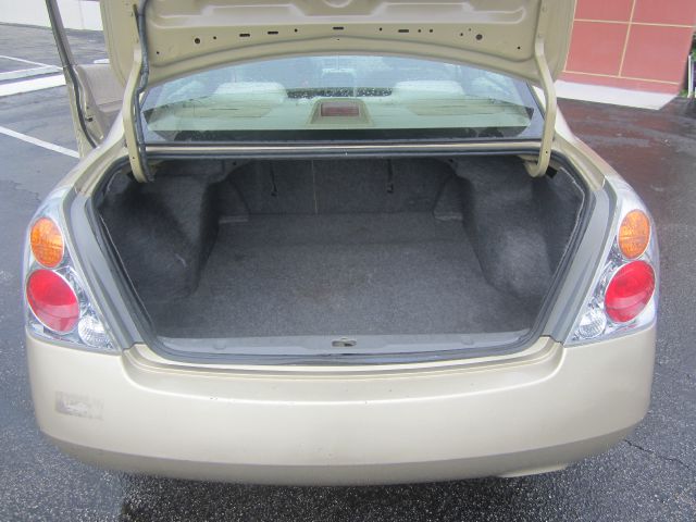 Nissan Altima 2003 photo 3