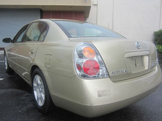 Nissan Altima 2003 photo 5