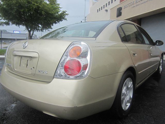 Nissan Altima 2003 photo 6