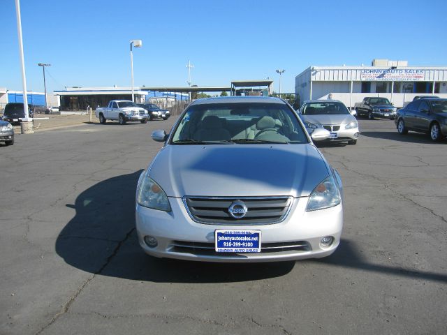 Nissan Altima 2003 photo 1