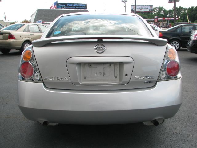 Nissan Altima 2003 photo 4