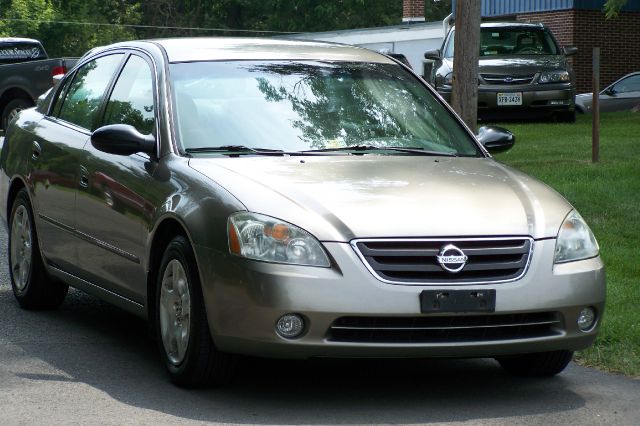 Nissan Altima 2003 photo 4