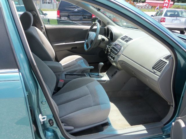 Nissan Altima 2003 photo 4