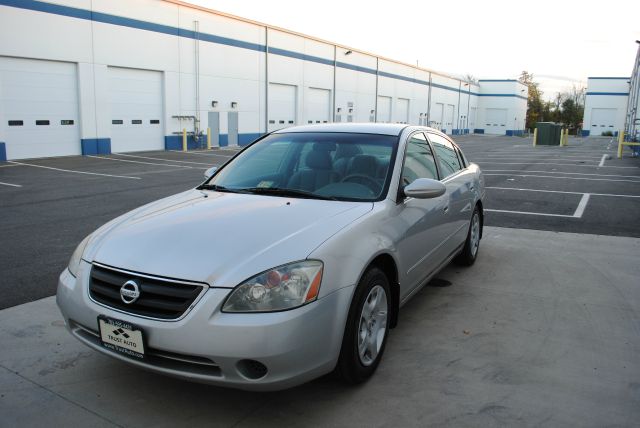 Nissan Altima 2003 photo 2