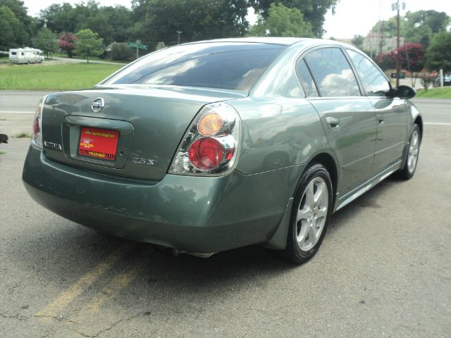 Nissan Altima GS-R Sedan