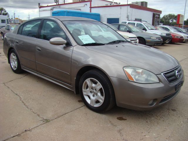 Nissan Altima 2003 photo 4