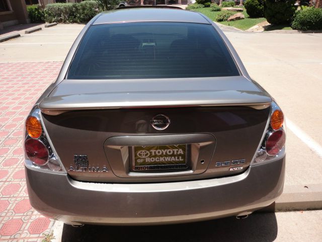 Nissan Altima 2003 photo 3