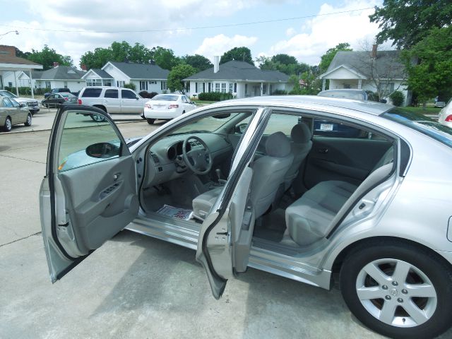 Nissan Altima 2003 photo 10