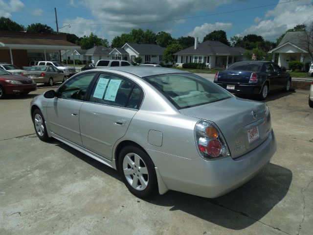 Nissan Altima 2003 photo 13