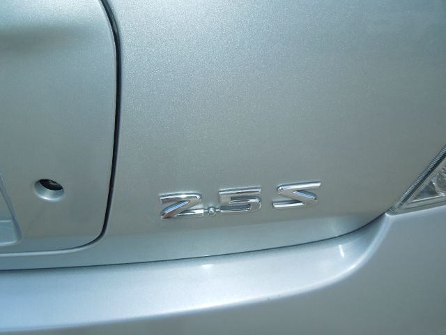 Nissan Altima 2003 photo 4