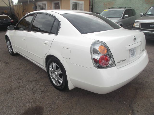 Nissan Altima 2003 photo 1