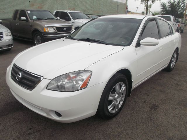 Nissan Altima 2003 photo 4