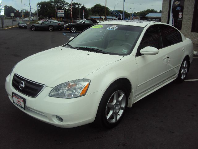 Nissan Altima 2003 photo 2