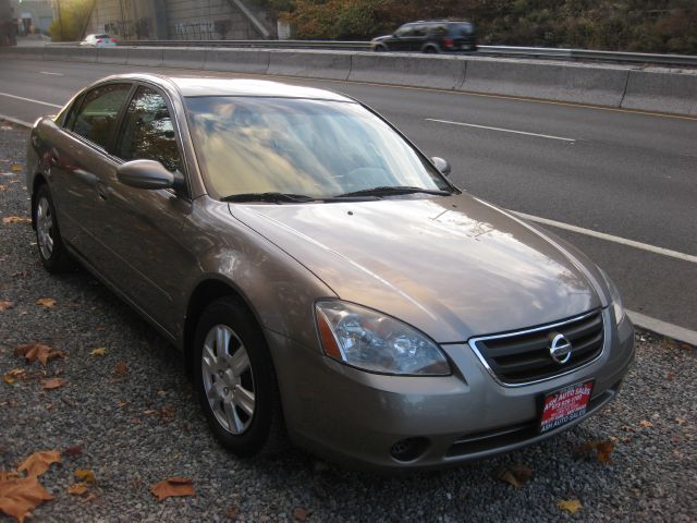 Nissan Altima 2003 photo 4