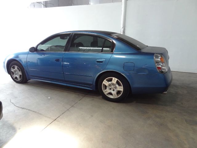 Nissan Altima 2003 photo 2