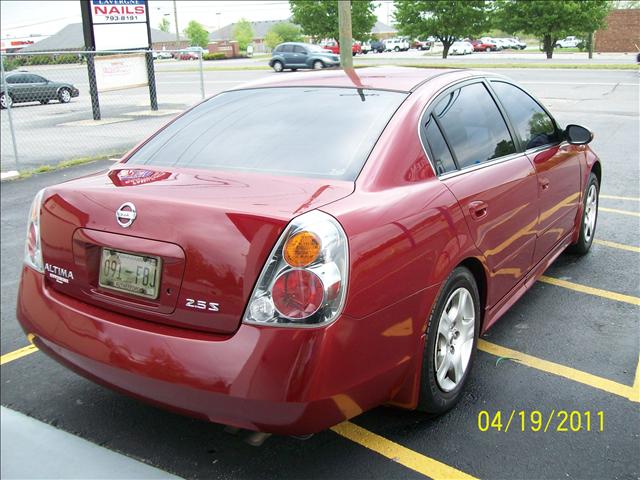 Nissan Altima 2003 photo 1