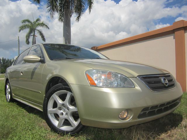 Nissan Altima 2003 photo 4