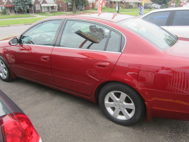 Nissan Altima 2003 photo 4