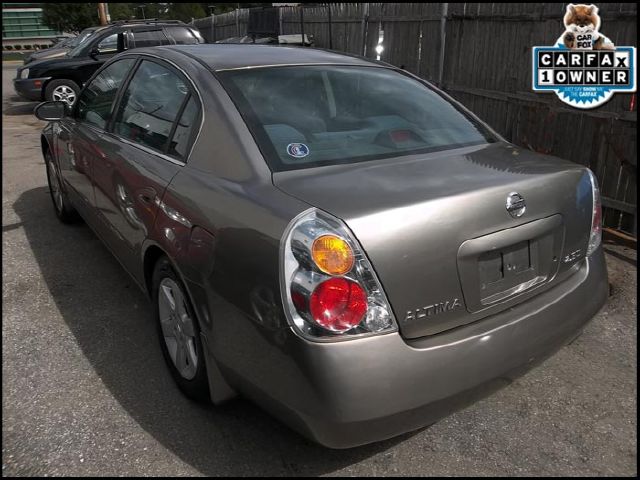 Nissan Altima 2003 photo 2