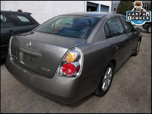 Nissan Altima 2003 photo 3