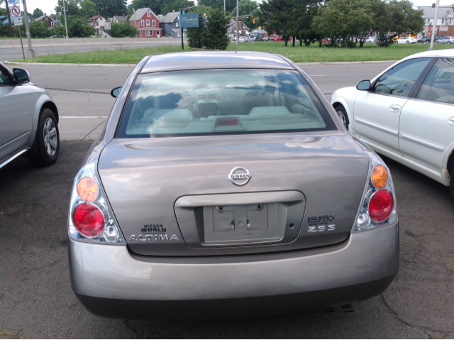 Nissan Altima 2003 photo 2