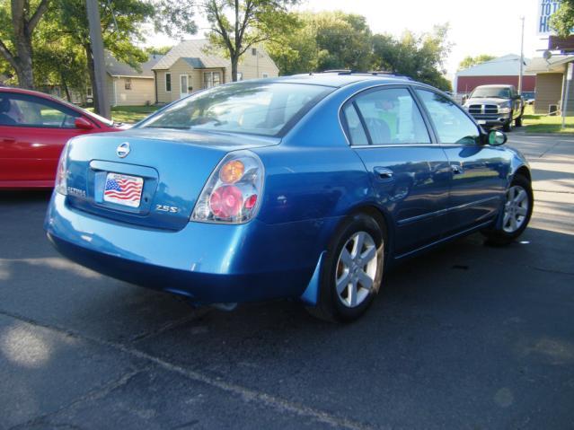 Nissan Altima 2003 photo 2