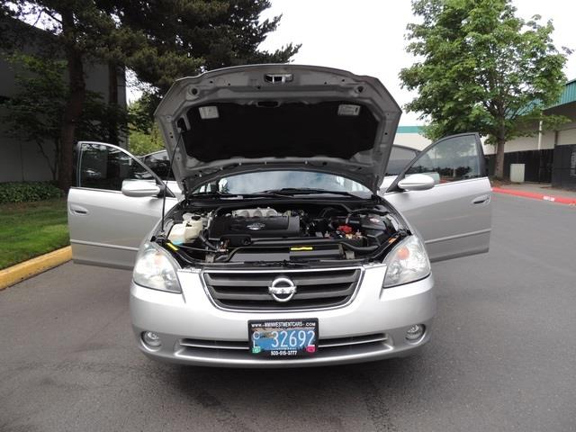 Nissan Altima 2003 photo 19