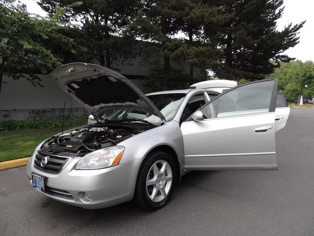 Nissan Altima 2003 photo 22