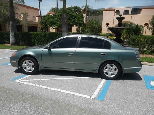 Nissan Altima 2003 photo 3