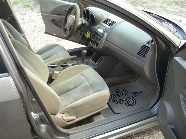 Nissan Altima 2003 photo 6