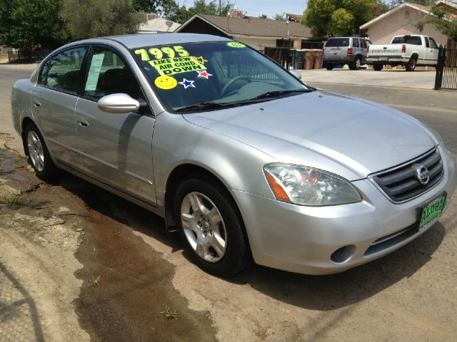 Nissan Altima 2003 photo 2