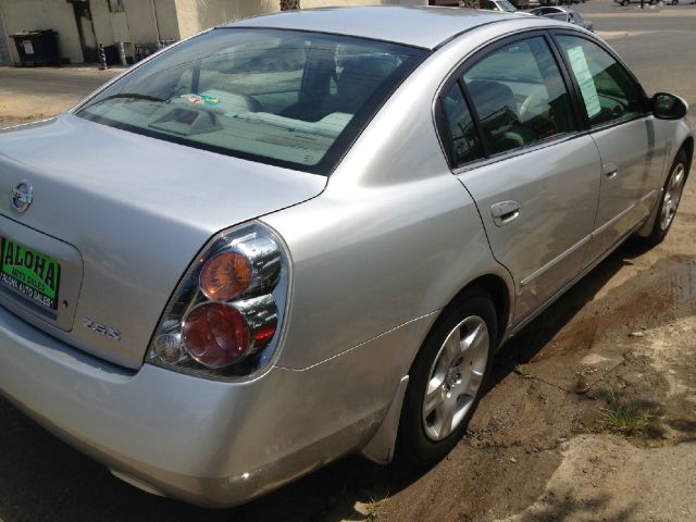 Nissan Altima 2003 photo 3