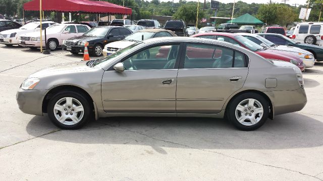 Nissan Altima 2003 photo 4