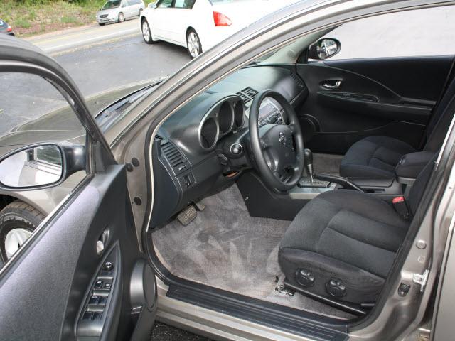 Nissan Altima 2003 photo 2