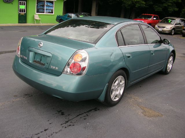 Nissan Altima 2003 photo 2