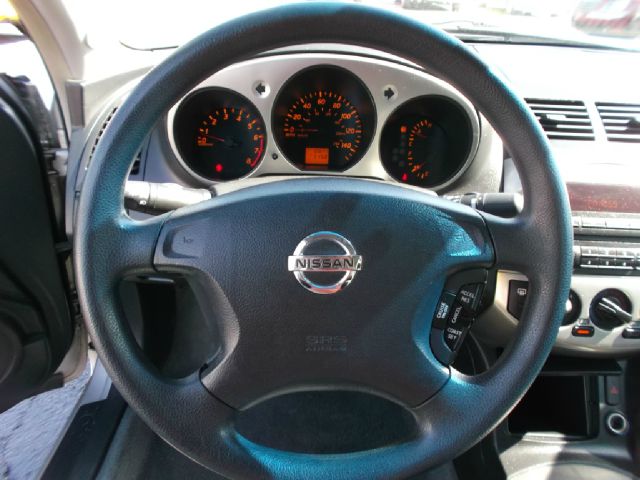 Nissan Altima 2003 photo 4