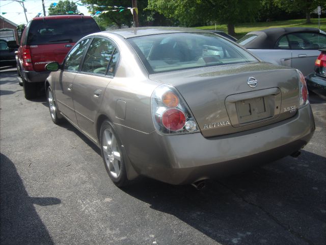 Nissan Altima 2003 photo 1