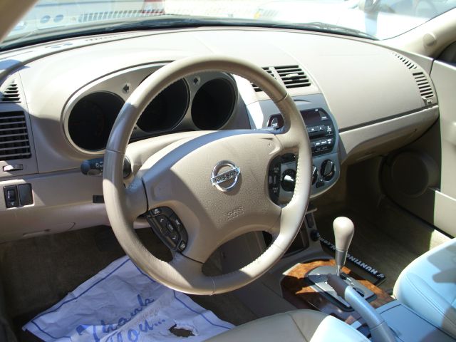 Nissan Altima 2003 photo 9